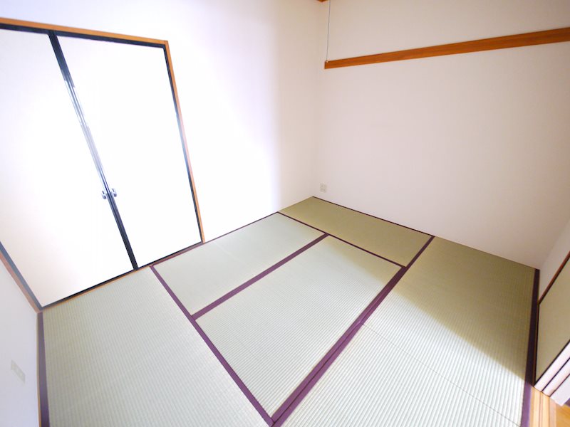 エランヴィタル新中野  ベッドルーム