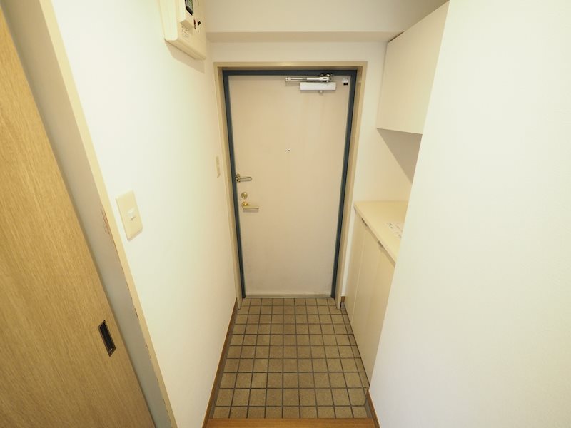サンローゼ津田第三  玄関