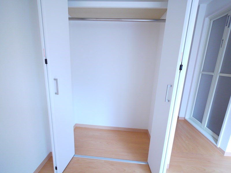 メゾンシルクロード  ベッドルーム