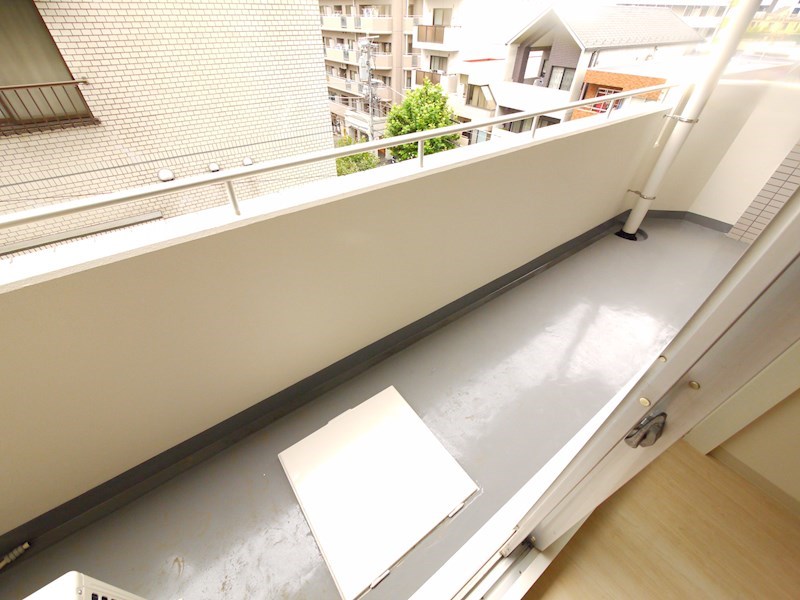 関ビル  ベランダ