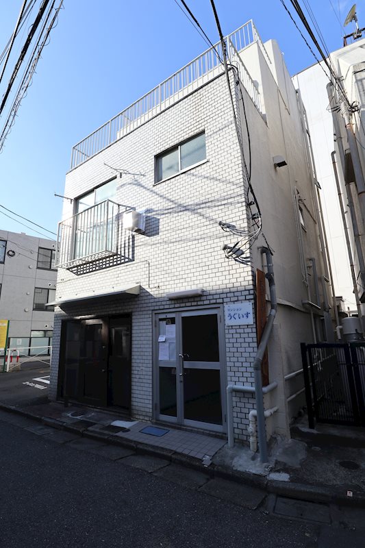 マンションうぐいす 301号室 外観