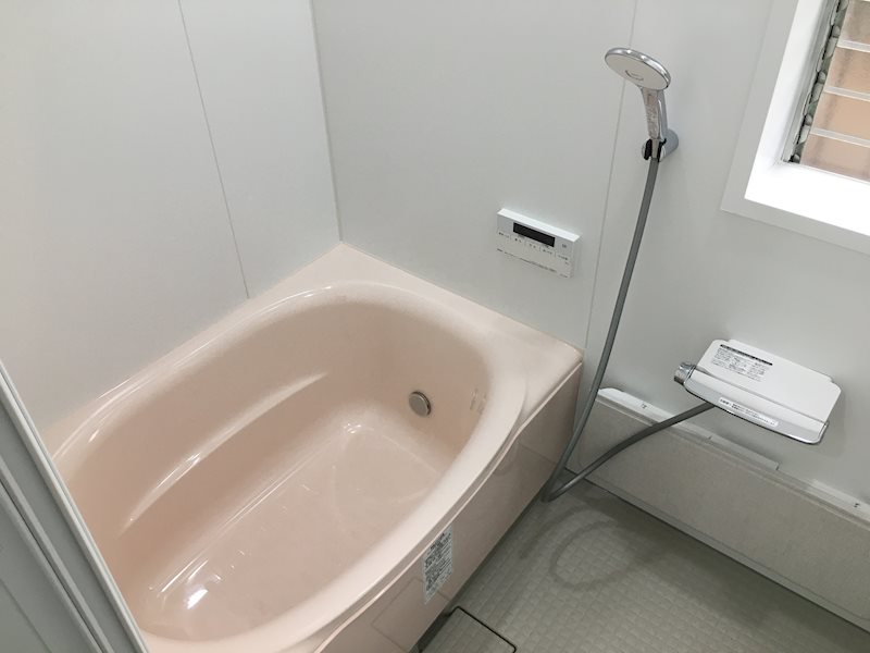 成田東三丁目戸建 風呂画像