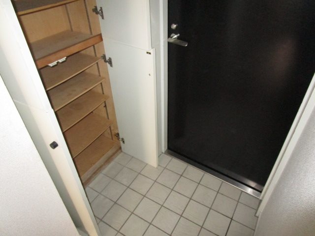 グランドメゾン本郷参丁目 玄関