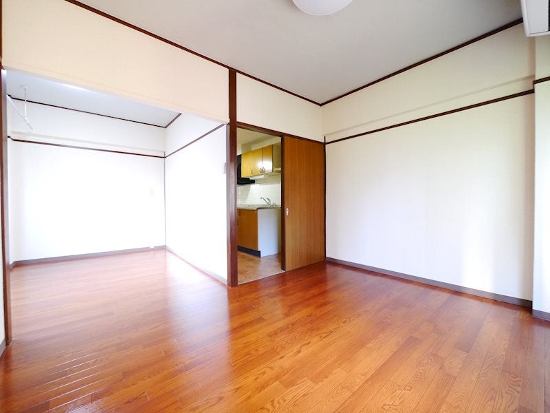 三井ビル 403号室 間取り