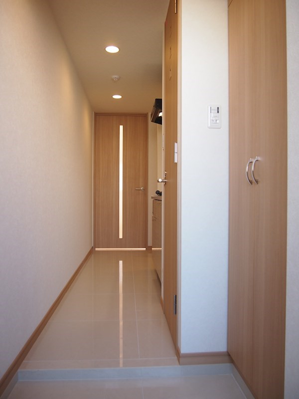 ルーブル高田馬場参番館 玄関