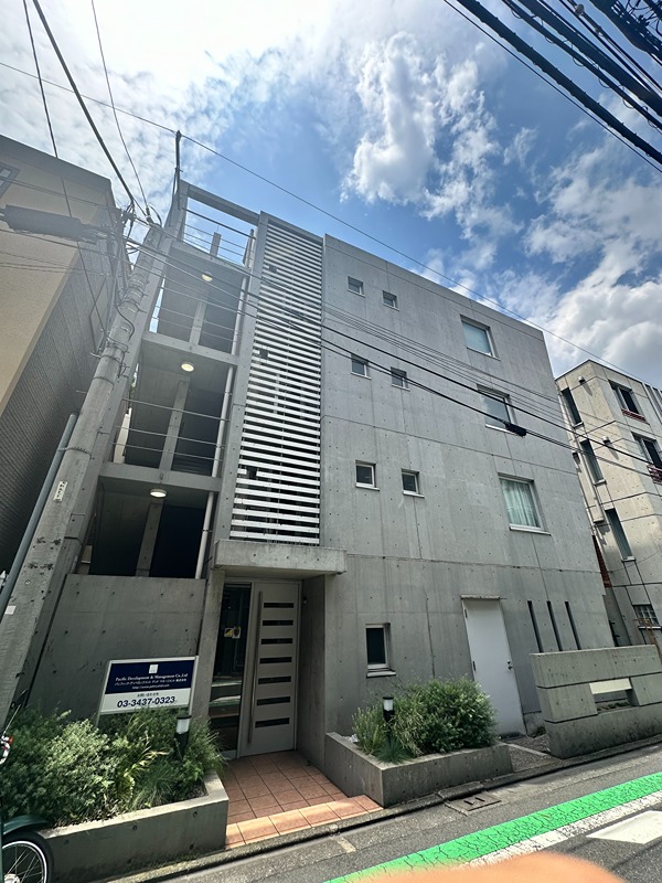 ラティエラ乃木坂 401号室 外観