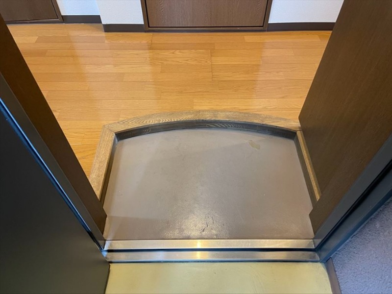 斉藤ビル 玄関