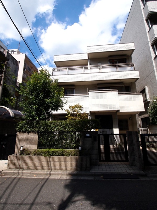 ドエル南麻布 302号室 外観