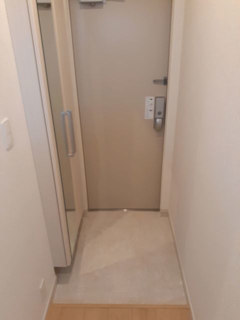 フォルトゥナ弦巻 玄関