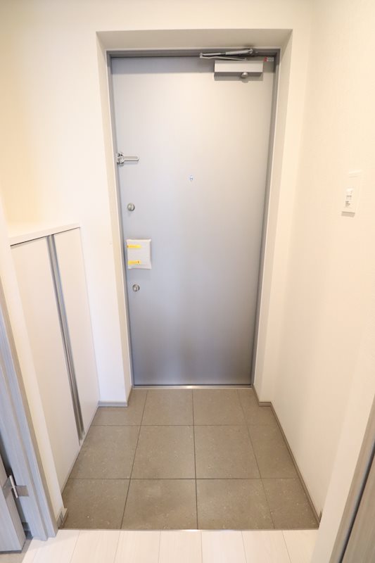 GENOVIA椎名町 玄関