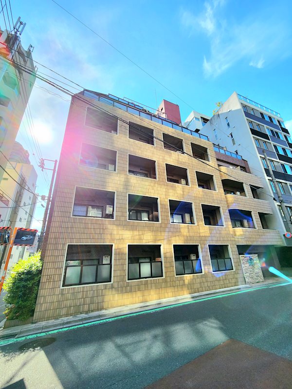 アヴァンティ早稲田 303号室 外観