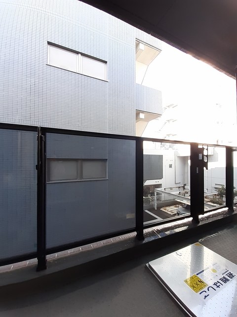 エスアールエス　ヨウガ ベランダ