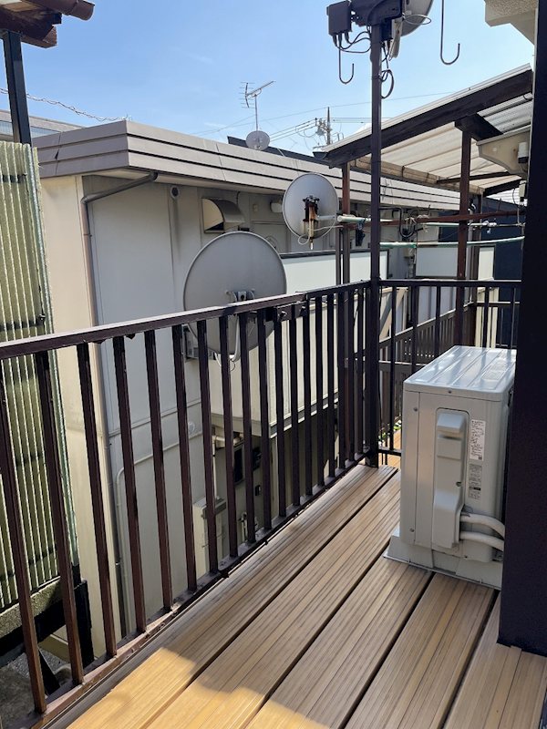 荏原6（109-5-6）戸建て ベランダ