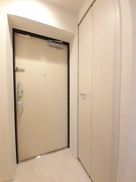 プティメゾン青葉台 玄関