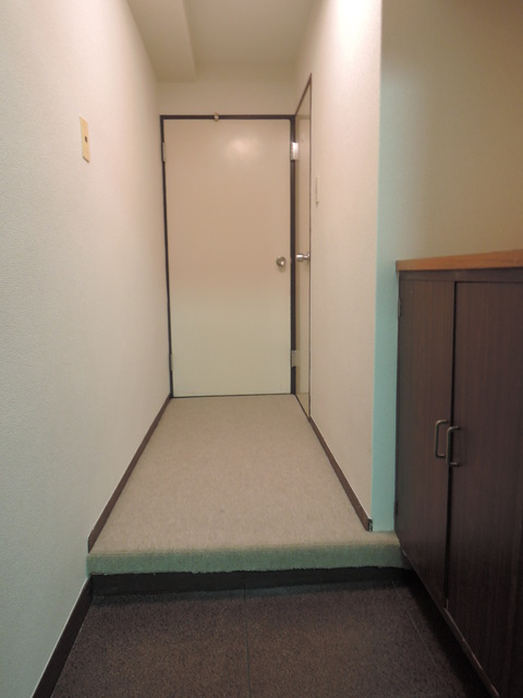 市ヶ谷見附ハイム 玄関