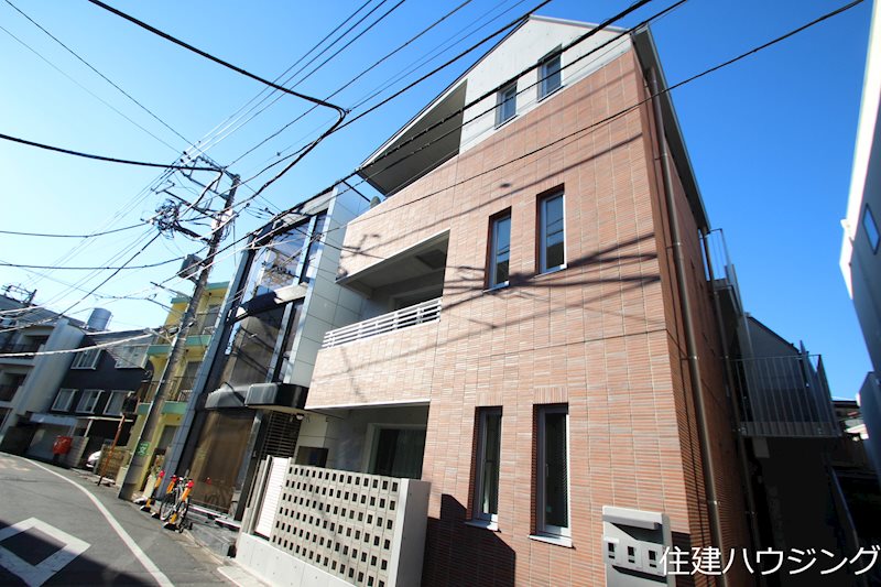 I HOUSE 201号室 外観