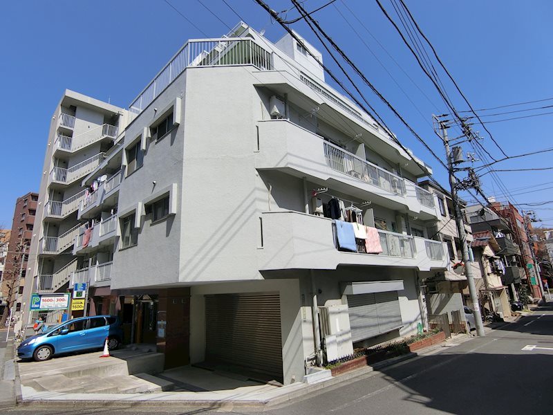 リライアンス湯立坂 205号室 外観