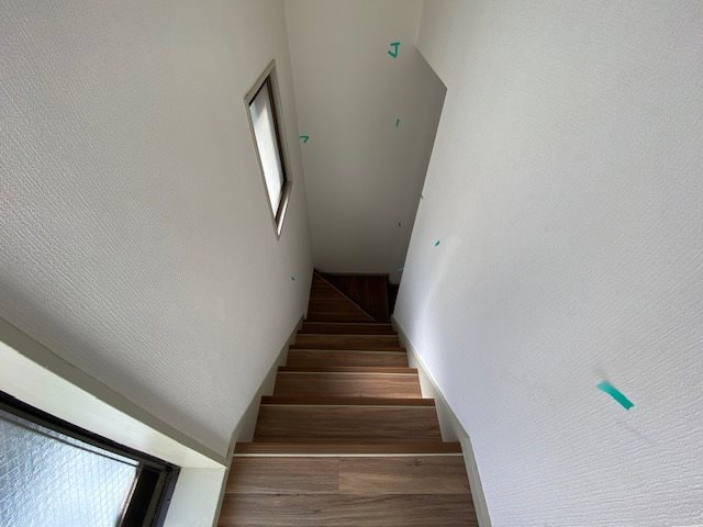 上荻寿ビル 玄関