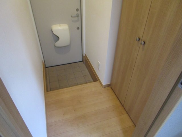 サンライズ経堂 玄関