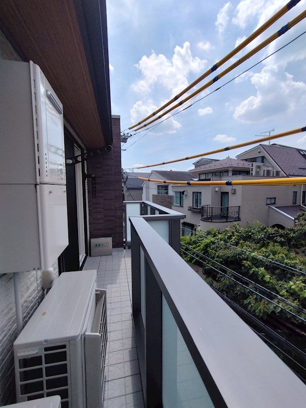 Sun West その他25