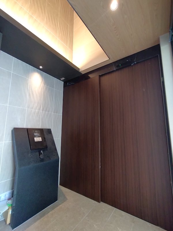Sun West 外観写真