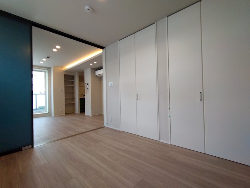 Sun West その他19