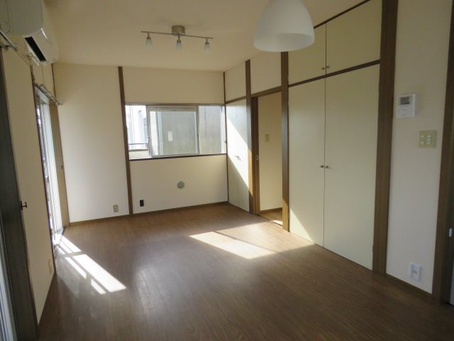 松花学園 リビング