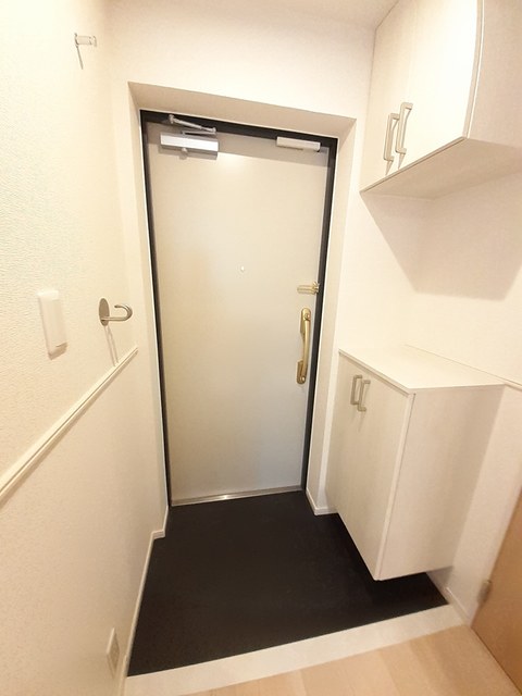 ファヴール本郷 玄関