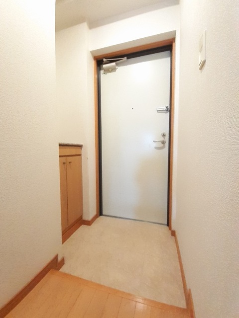 クレオス成城 玄関