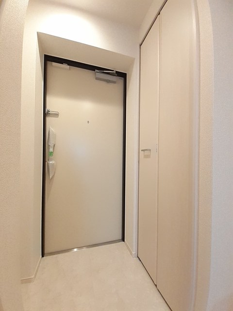 プティメゾン青葉台 玄関
