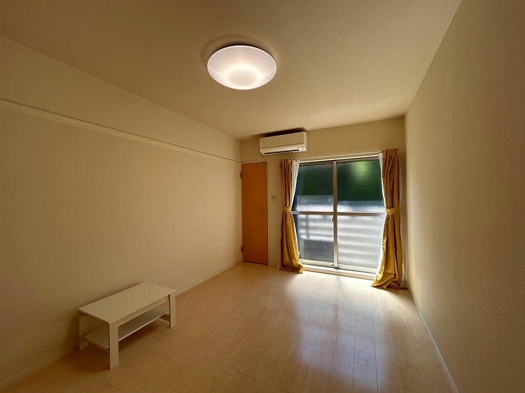 クレイノＦＲＥＥＳＩＡ リビング