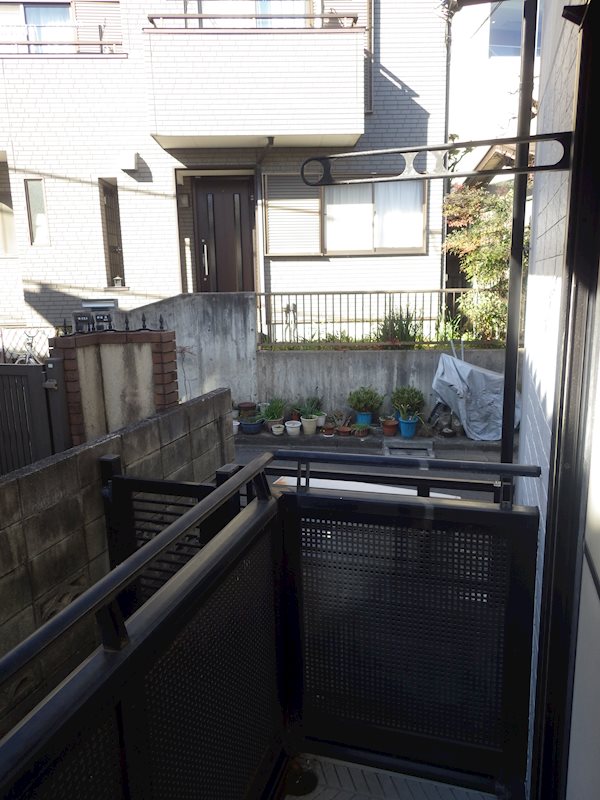 ウィスタリア ベランダ