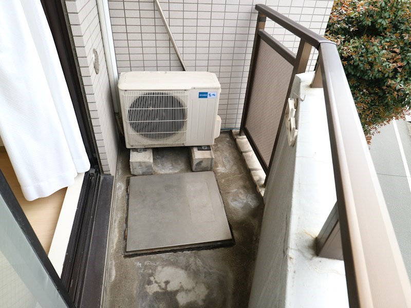 マイスタークエーレ西新宿 ベランダ