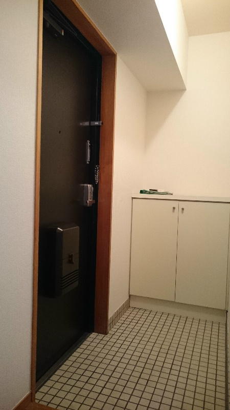 パラスト目黒３丁目 玄関