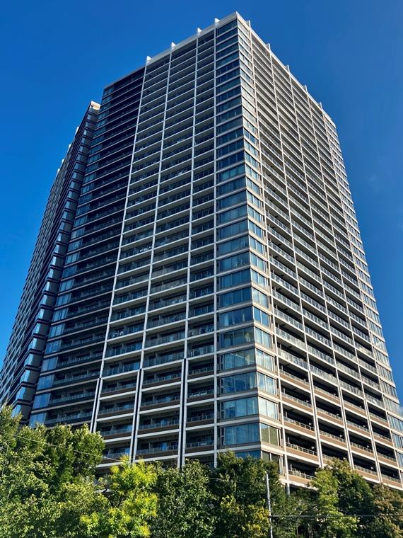 ＧＬＯＢＡＬ　ＦＲＯＮＴ　ＴＯＷＥＲ 704号室 外観