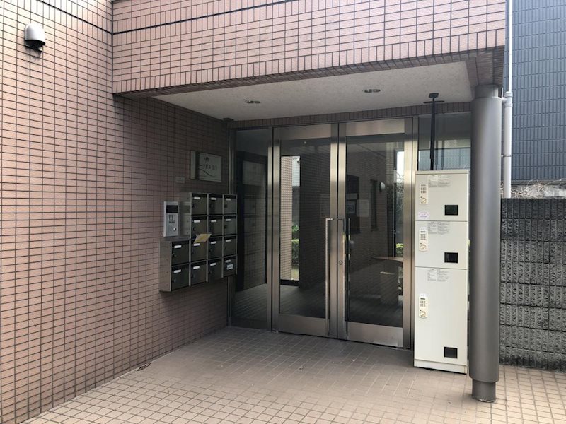 アークビル目白 玄関