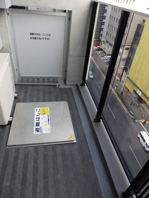 ZOOM四谷左門町 ベランダ