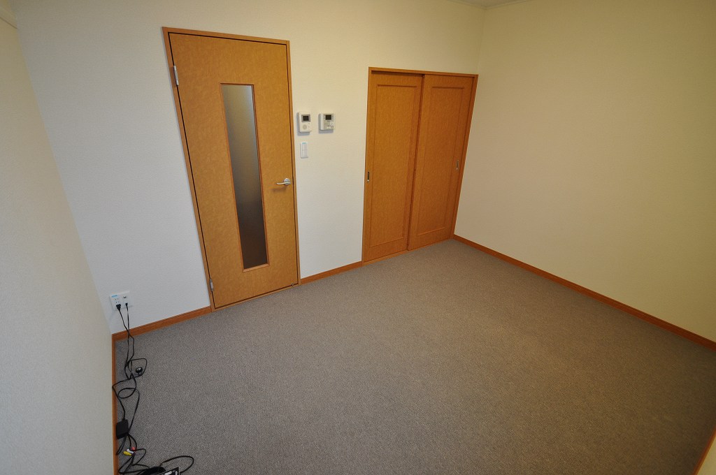 レオパレスパルフェタムール北沢 リビング