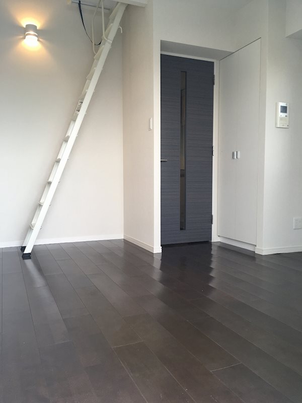 エスティメゾン新中野 リビング