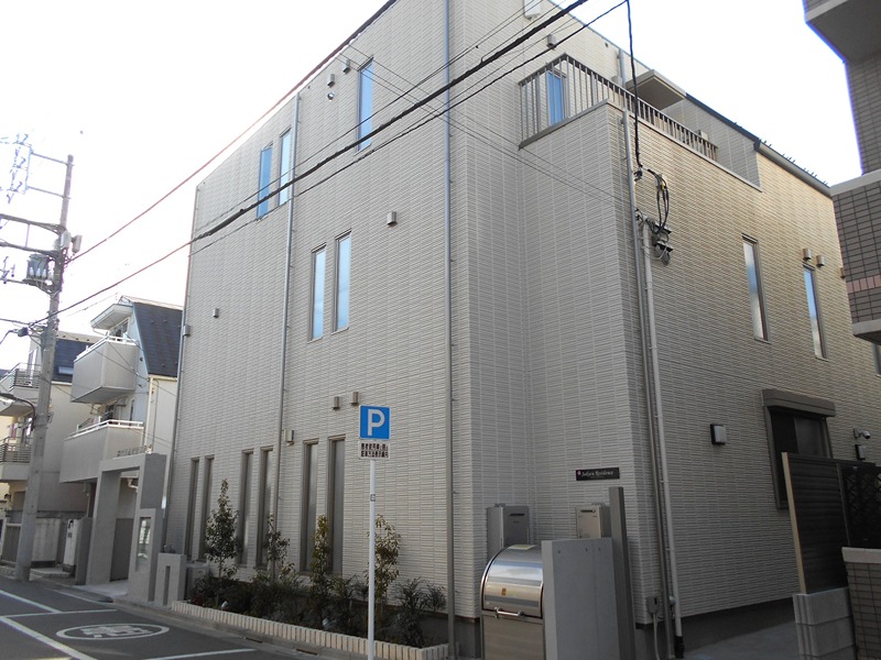 Sakura Residence 203号室 外観