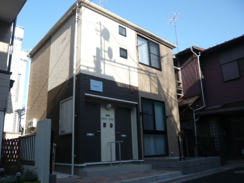 レオネクストライクヒストリー 201号室 外観