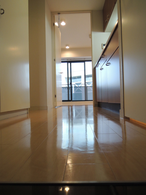 サニーハイマート下北沢 玄関