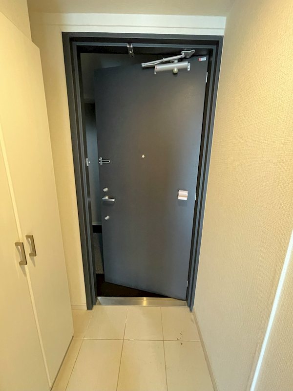 エスティメゾン高円寺 玄関