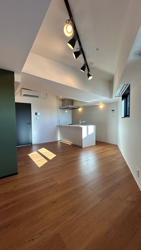 ZOOM信濃町 リビング