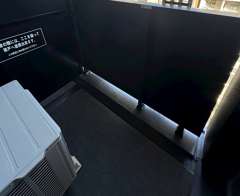 ZOOM信濃町 ベランダ