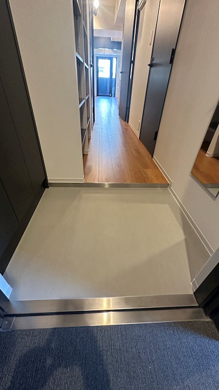 ZOOM信濃町 玄関