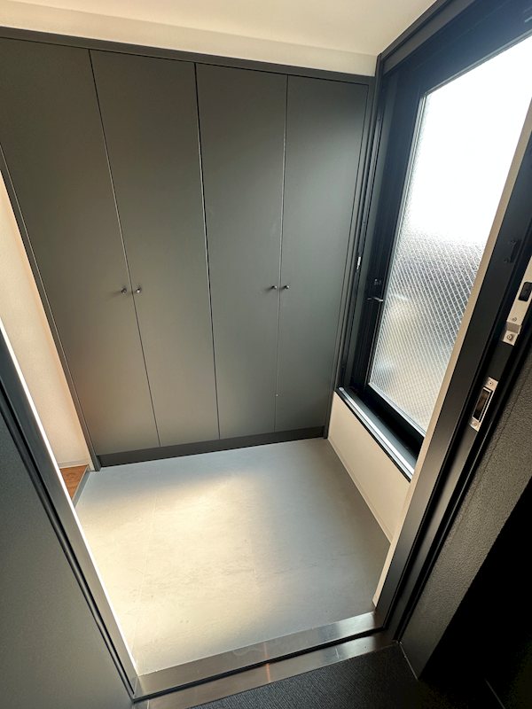 ZOOM信濃町 玄関