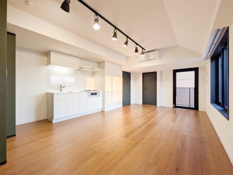 ZOOM信濃町 リビング