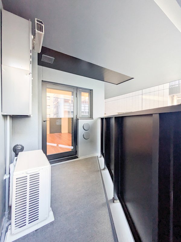 ZOOM信濃町 ベランダ