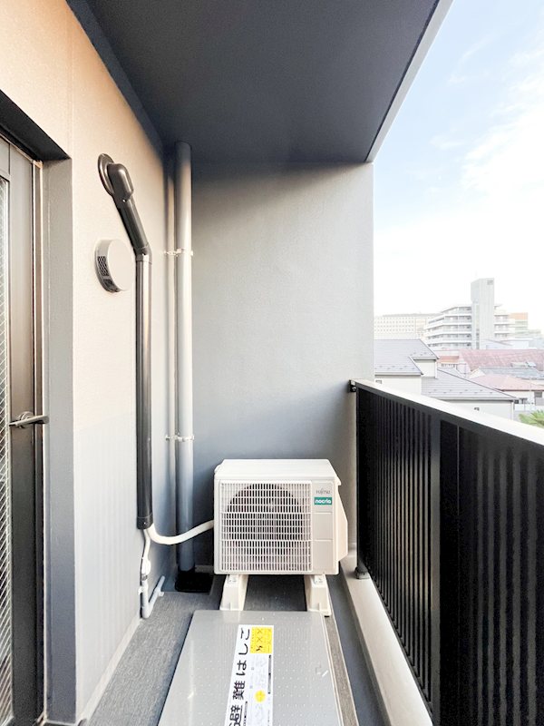 ZOOM信濃町 ベランダ